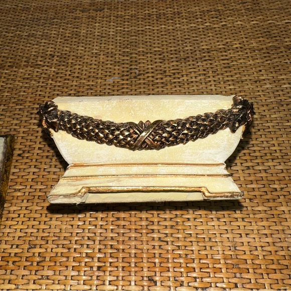 Stone Jewlery Brass Flower Tinker Box 3” Beige Collectable Heavy Grandma Beauty - Picture 8 of 13